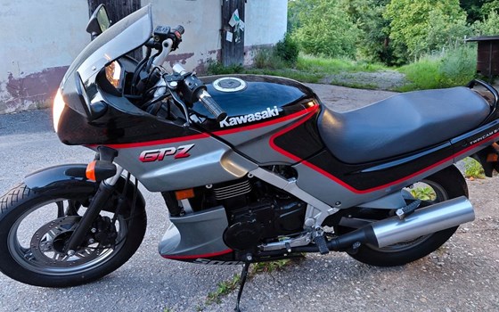 Gebrauchtmotorrad Kawasaki GPZ 500 S - Bild 5 Gebrauchtmotorrad Kawasaki GPZ 500 S - Bild 5