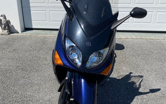 Gebrauchtmotorrad Yamaha T-MAX 500 - Bild 2 Gebrauchtmotorrad Yamaha T-MAX 500 - Bild 2