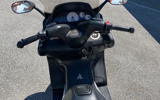 Gebrauchtmotorrad Yamaha T-MAX 500 - Bild 3 Gebrauchtmotorrad Yamaha T-MAX 500 - Bild 3