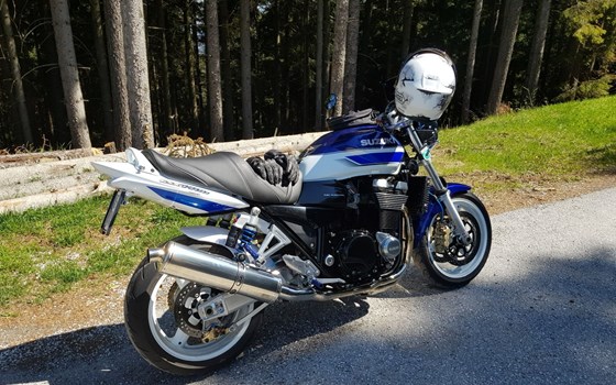 Gebrauchtmotorrad Suzuki GSX 1400 - Bild 5 Gebrauchtmotorrad Suzuki GSX 1400 - Bild 5