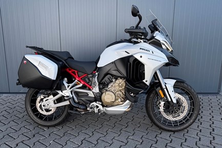 Ducati Multistrada V4 S