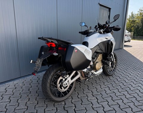 zum Vergrössern bitte anklicken!