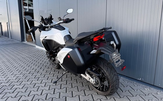 Gebrauchtmotorrad Ducati Multistrada V4 S - Bild 8