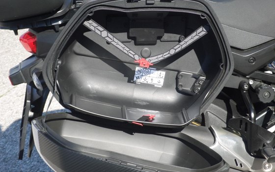 Gebrauchtmotorrad Suzuki V-Strom 650 XT - Bild 12 Gebrauchtmotorrad Suzuki V-Strom 650 XT - Bild 12