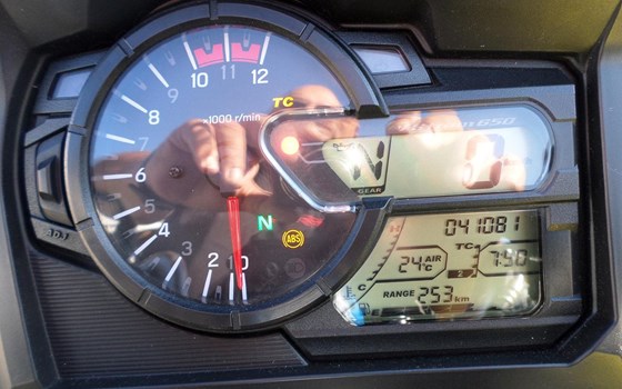 Gebrauchtmotorrad Suzuki V-Strom 650 XT - Bild 9 Gebrauchtmotorrad Suzuki V-Strom 650 XT - Bild 9