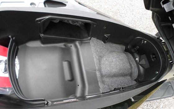 Gebrauchtmotorrad Honda Forza 350 - Bild 10