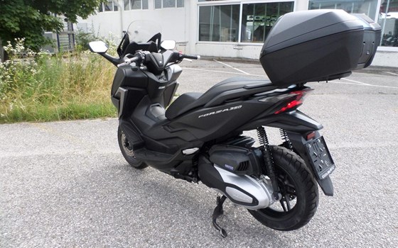 Gebrauchtmotorrad Honda Forza 350 - Bild 5 Gebrauchtmotorrad Honda Forza 350 - Bild 5