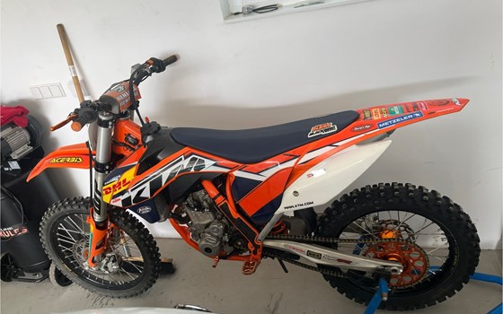 Gebrauchtmotorrad KTM 250 SX-F - Bild 2 Gebrauchtmotorrad KTM 250 SX-F - Bild 2