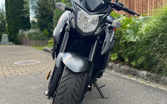 Gebrauchtmotorrad Suzuki GSX-S750 - Bild 3 Gebrauchtmotorrad Suzuki GSX-S750 - Bild 3