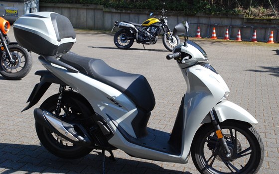 Neufahrzeug Honda SH125i - Bild 1