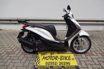 GEBRAUCHTFAHRZEUG Piaggio Medley 125