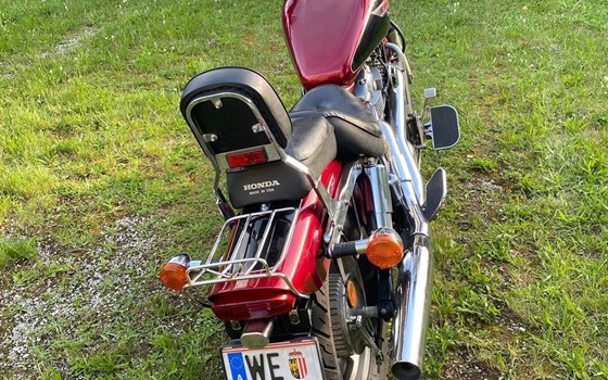 Gebrauchtmotorrad Honda VT1100 C Shadow - Bild 1 Gebrauchtmotorrad Honda VT1100 C Shadow - Bild 1