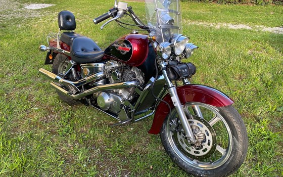 Gebrauchtmotorrad Honda VT1100 C Shadow - Bild 3 Gebrauchtmotorrad Honda VT1100 C Shadow - Bild 3