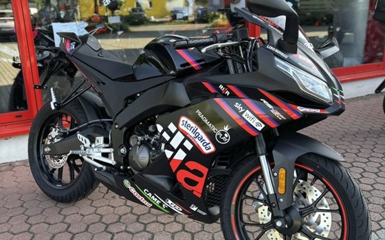 Neufahrzeug Aprilia RS 125 Replica - Bild 2