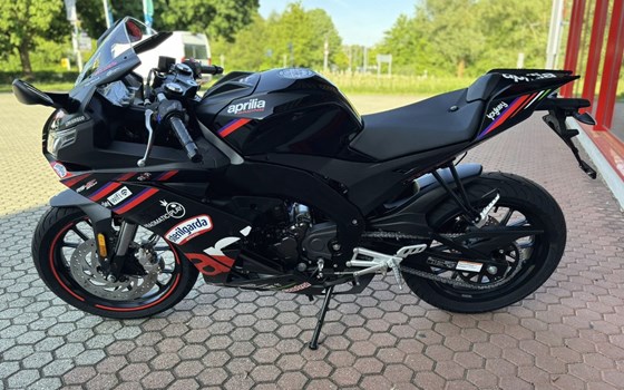 Neufahrzeug Aprilia RS 125 Replica - Bild 7