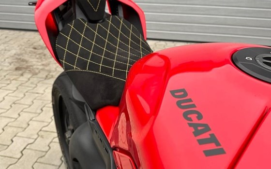 Gebrauchtmotorrad Ducati Panigale V4 S - Bild 9