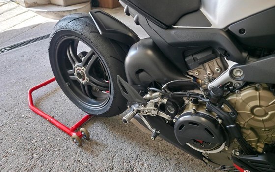Gebrauchtmotorrad Ducati Streetfighter V4 SP2 - Bild 11