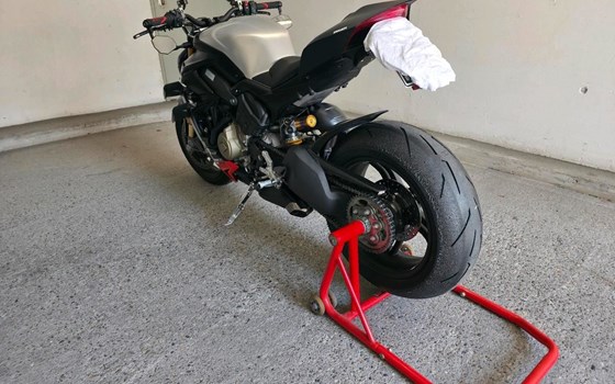 Gebrauchtmotorrad Ducati Streetfighter V4 SP2 - Bild 8