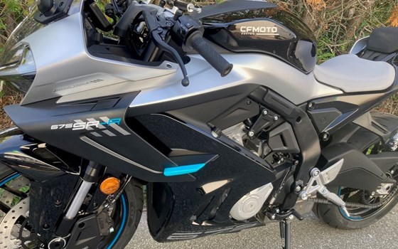 Neufahrzeug CFMOTO 675SR-R - Bild 9 Neufahrzeug CFMOTO 675SR-R - Bild 9