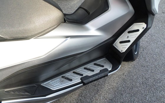 Gebrauchtmotorrad Honda Forza 300 - Bild 15