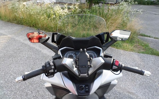 Gebrauchtmotorrad Honda Forza 300 - Bild 9 Gebrauchtmotorrad Honda Forza 300 - Bild 9