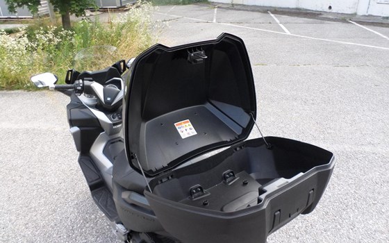 Gebrauchtmotorrad Honda Forza 300 - Bild 13