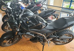 Neumotorrad Suzuki SV650