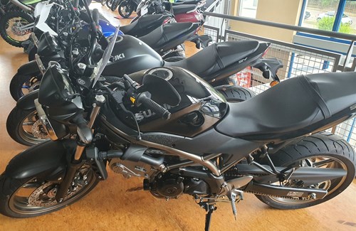 Neumotorrad Suzuki SV650