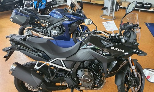 Suzuki V-Strom 800