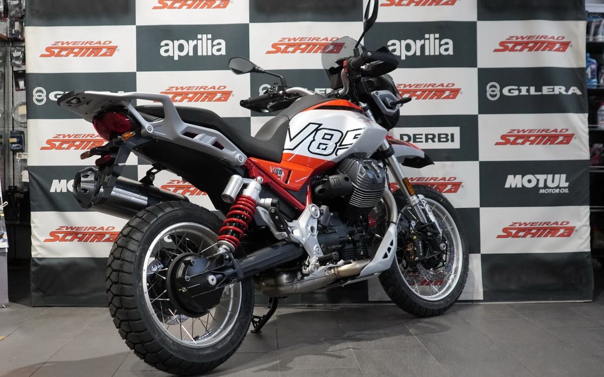 Zum Vergrößern bitte anklicken! Angebot Moto Guzzi V85 TT
