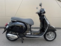 Neumotorrad Vespa GTS 125 