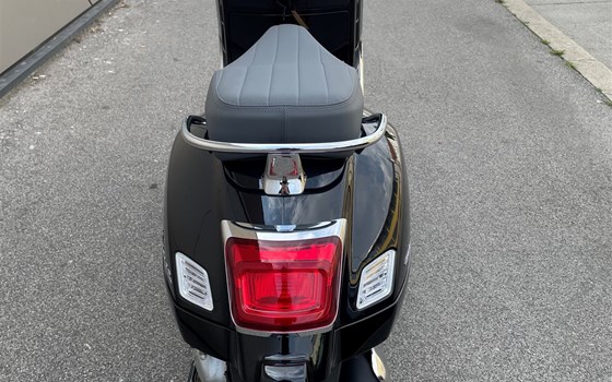 Neufahrzeug Vespa GTS 125 - Bild 5 Neufahrzeug Vespa GTS 125 - Bild 5