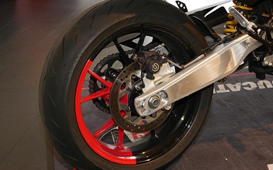 Gebrauchtmotorrad Ducati Hypermotard 698 Mono RVE - Bild 3