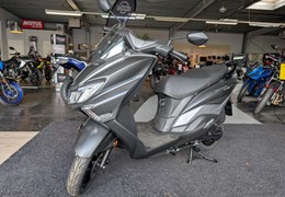 Neumotorrad Suzuki Burgman Street 125EX