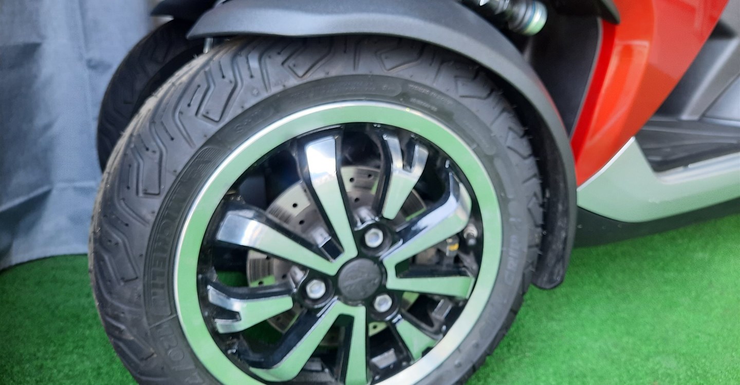 Angebot Peugeot Metropolis 400