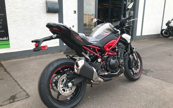 Neufahrzeug Kawasaki Z900 70kW - Bild 3