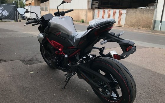 Neufahrzeug Kawasaki Z900 70kW - Bild 6