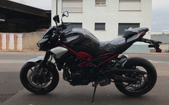 Neufahrzeug Kawasaki Z900 70kW - Bild 8