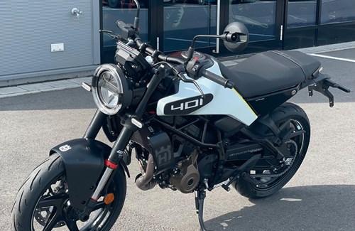 Gebrauchtmotorrad Husqvarna Vitpilen 401