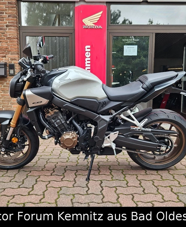 Honda CB650R E-Clutch