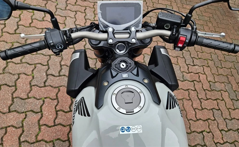 Offer Honda CB650R E-Clutch Bild 8: Offer Honda CB650R E-Clutch