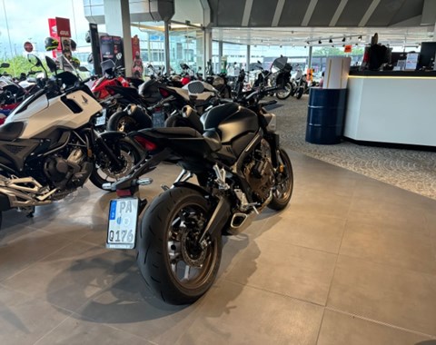 zum Vergrössern bitte anklicken!