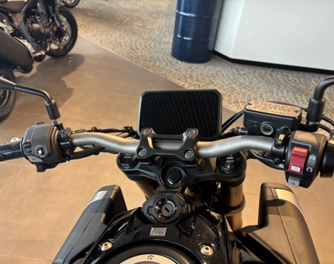 zum Vergrössern bitte anklicken!