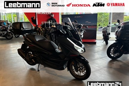 Honda Forza 125