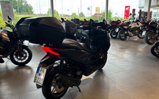 Gebrauchtmotorrad Honda Forza 125 - Bild 5