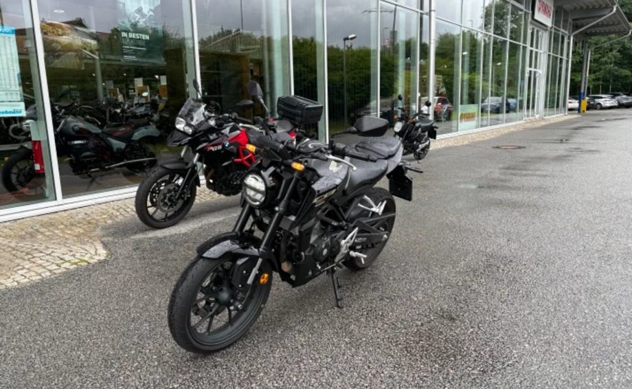 Angebot Honda CB125R Bild 2: Angebot Honda CB125R