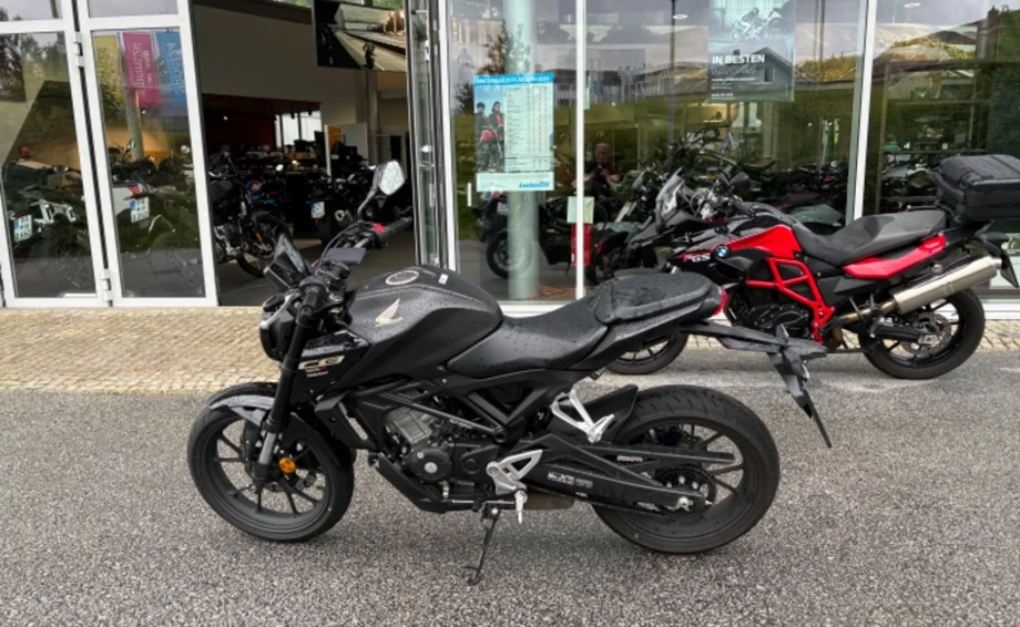 Angebot Honda CB125R Bild 4: Angebot Honda CB125R