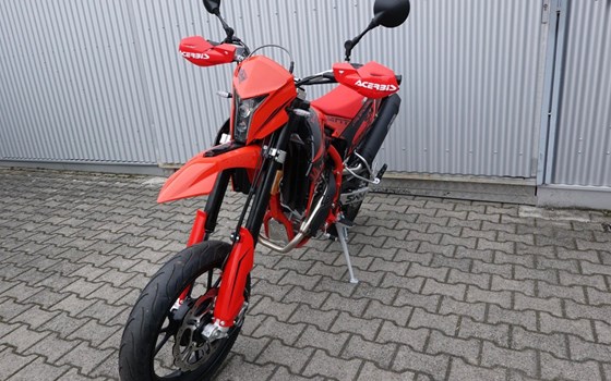 Neufahrzeug SWM SM 125 R - Bild 3