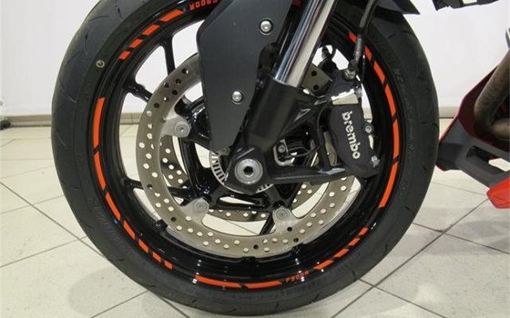 Gebrauchtmotorrad BMW F 900 R - Bild 11 Gebrauchtmotorrad BMW F 900 R - Bild 11