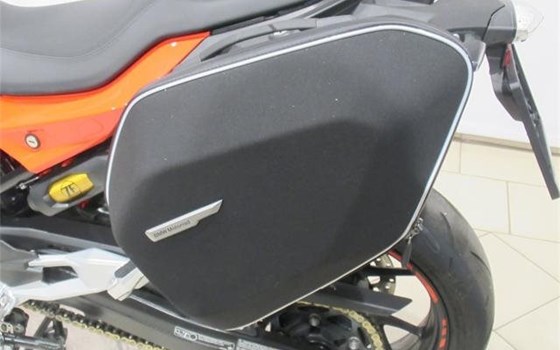 Gebrauchtmotorrad BMW F 900 R - Bild 9 Gebrauchtmotorrad BMW F 900 R - Bild 9